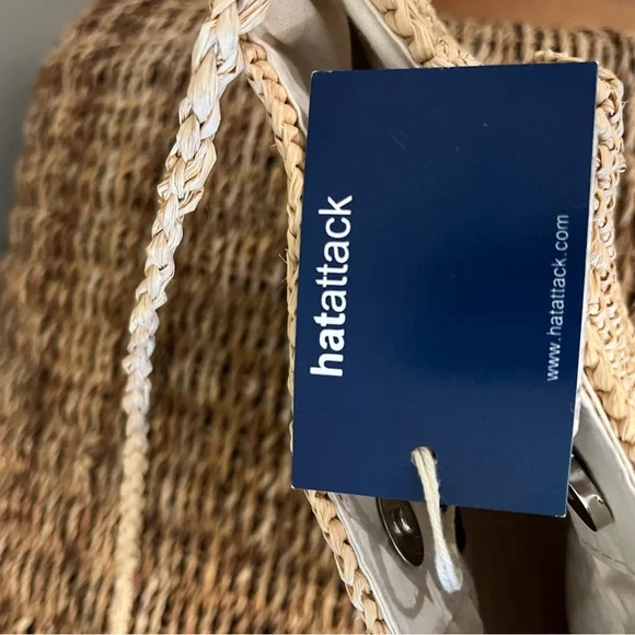 NWT! Hat attack raffia bag - Picture 6 of 6